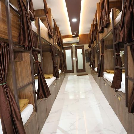 Mango Marol Dormitory Mumbai Eksteriør bilde