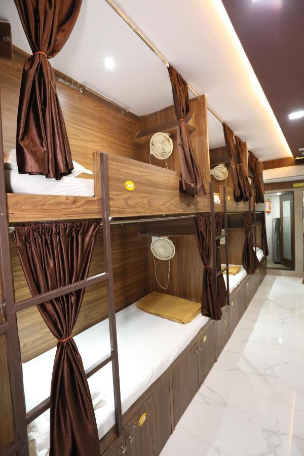 Mango Marol Dormitory Mumbai Eksteriør bilde