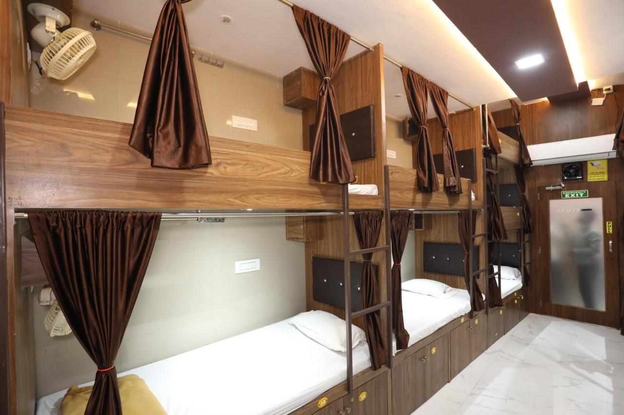 Mango Marol Dormitory Mumbai Eksteriør bilde